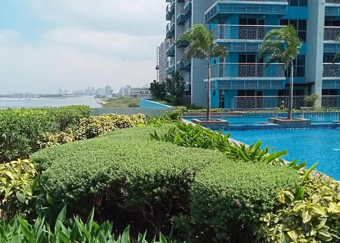 Cozy 1br Near Solaire, Okada, Mall Of *